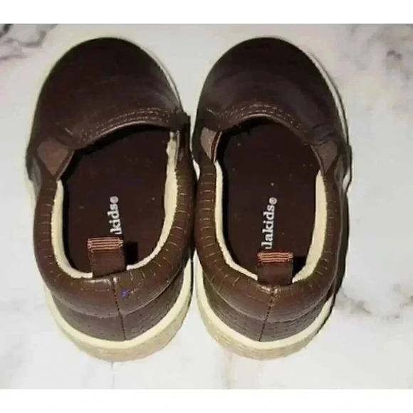 Koala Kids Toddler Boys Size 5 Brown Slip On Shoes - Picture 2 of 3